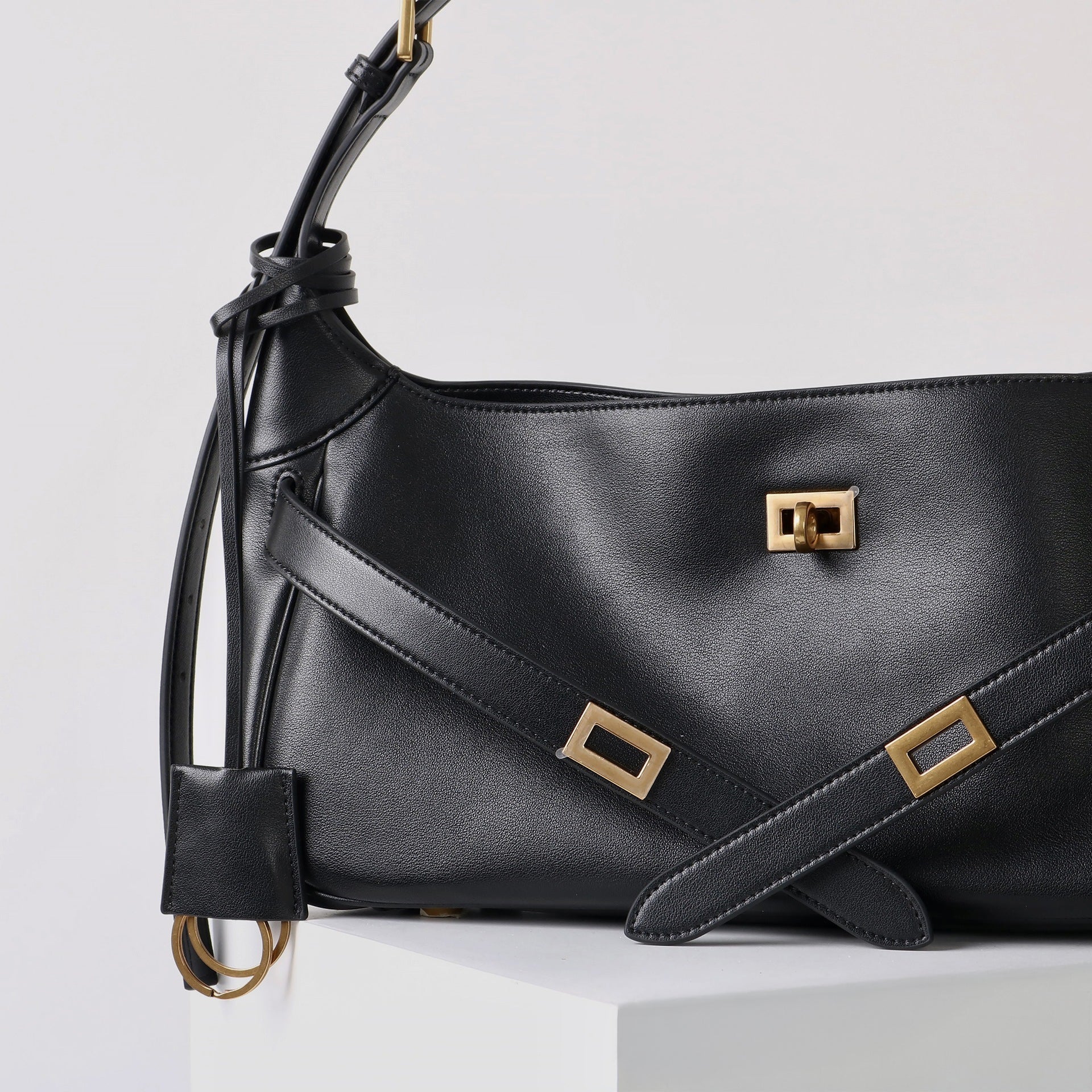 Mika Shoulder Bag